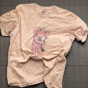 Uni kaws t shirt